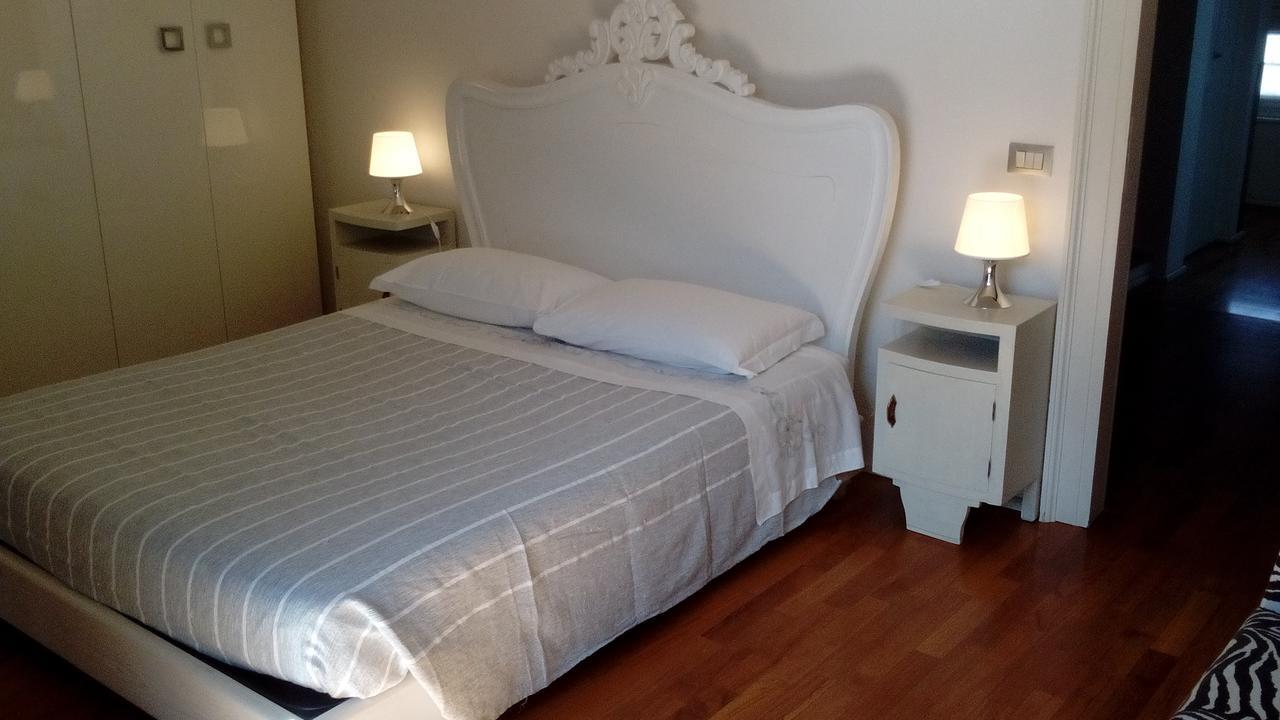 Domus Nova Residenza Il B&Bマントヴァ エクステリア 写真